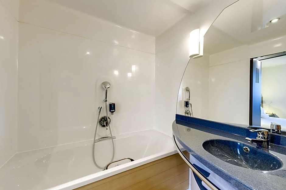 Novotel Suites Paris CDG Airport Villepinte