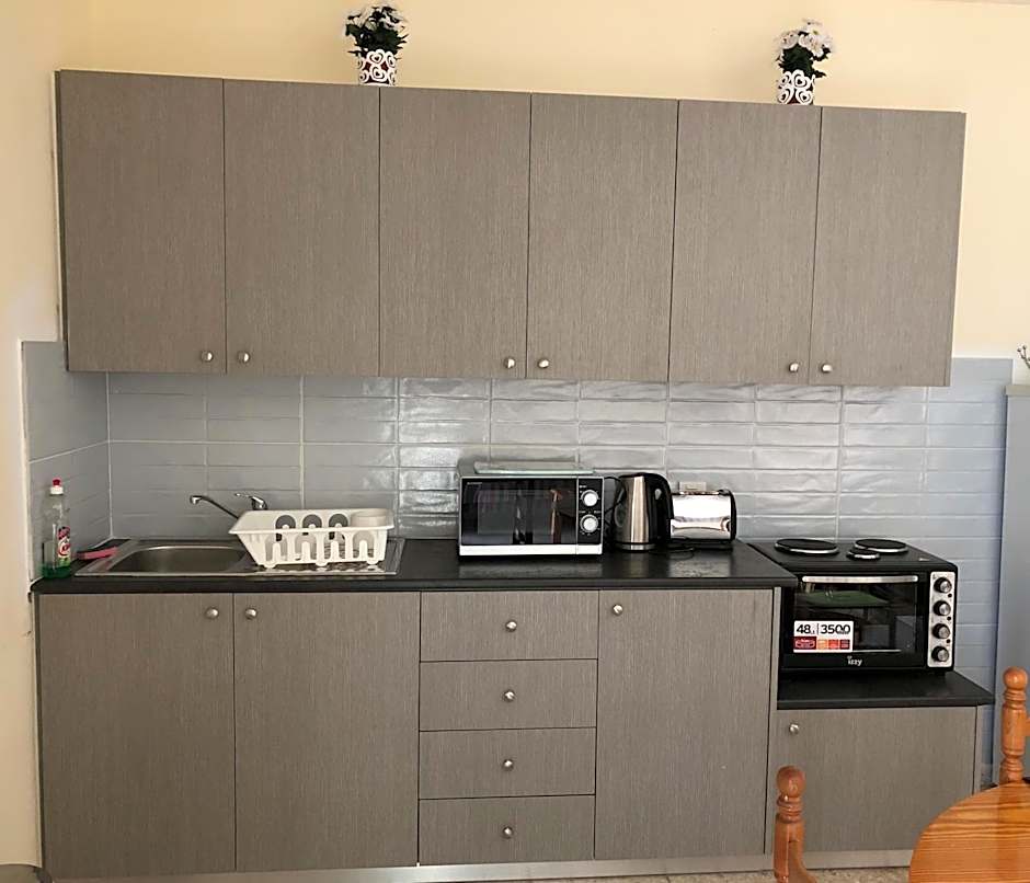 Angela Holiday Apartments