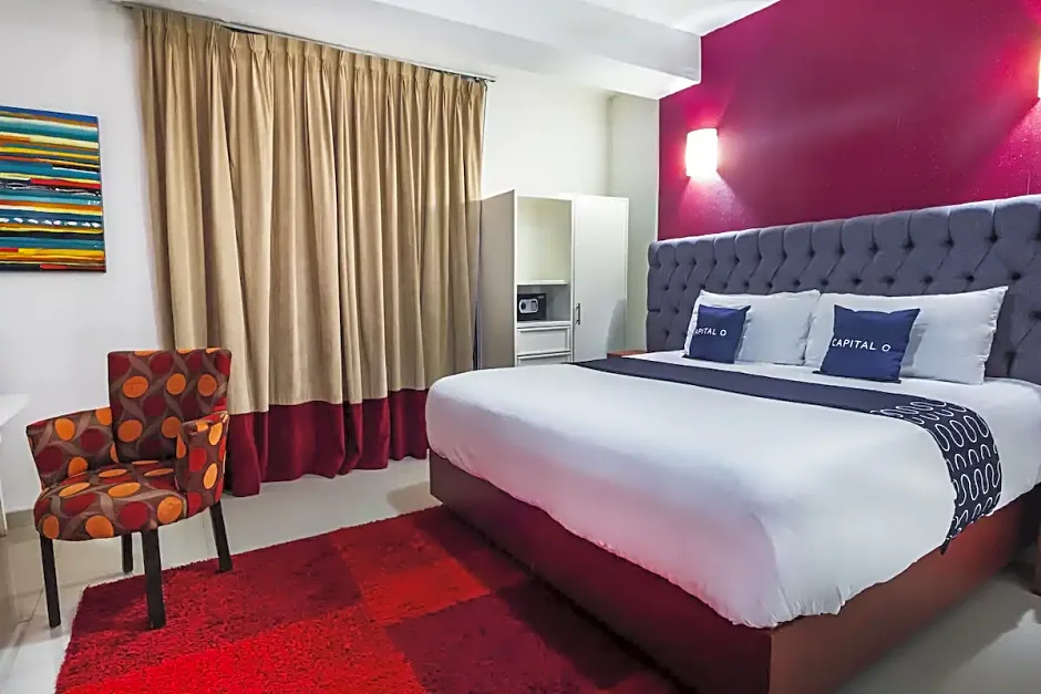 Capital O Hotel 522