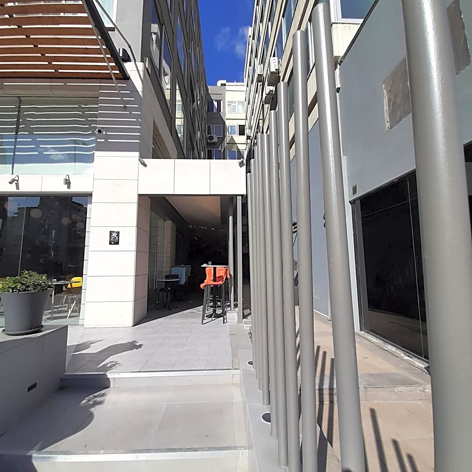 ATHENIAN MONTAZA HOTEL