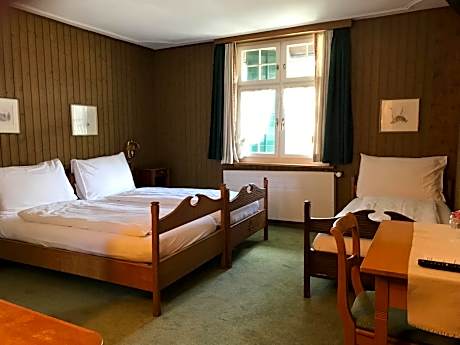 Classic Triple Room