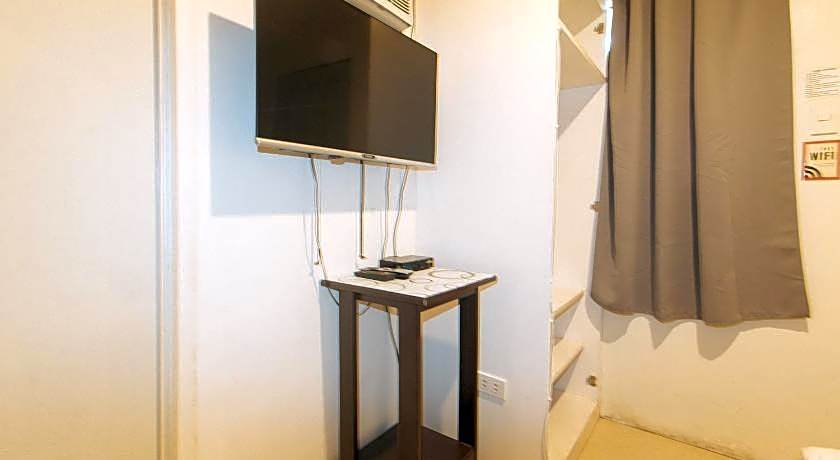 Nearest Hostel Pasay City by RedDoorz