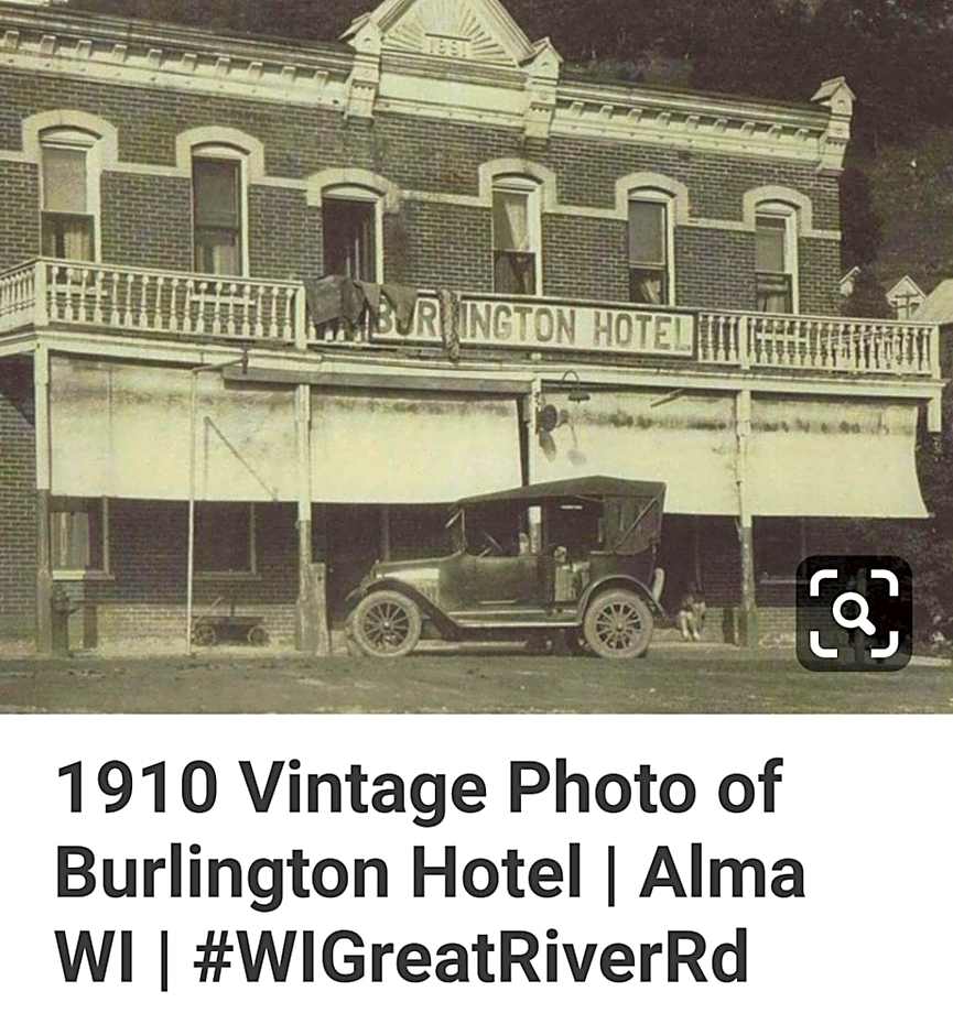 The Burlington Hotel & Bar - Alma WI