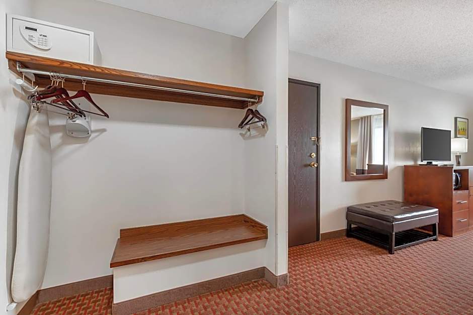 Quality Inn Saint Ignace I-75