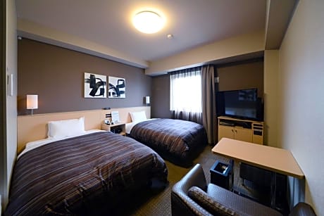Twin Room - Non-Smoking