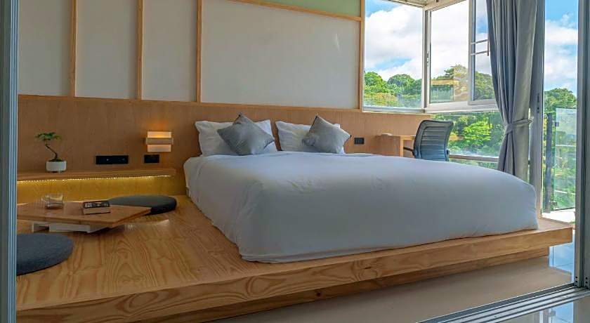 Chic Residences At Karon Beach