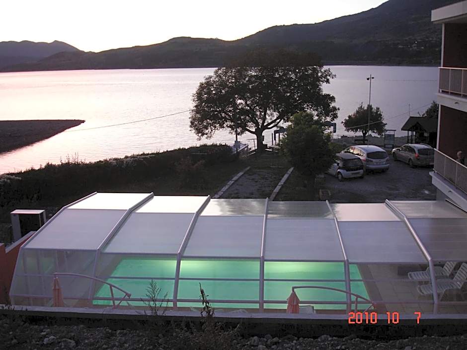 Hôtel Les Flots Bleus