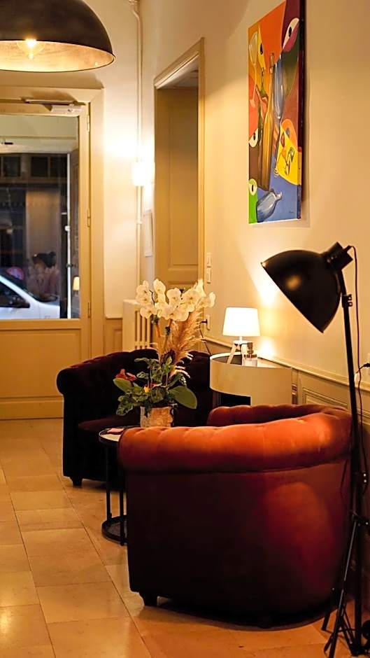 A Propos- Suites et chambres