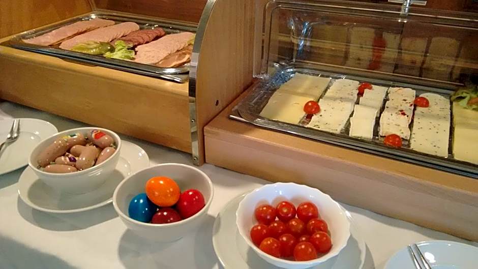 Altstadt- und Businesshotel Pfaubräu - Brauereigasthof - Frühstücksbuffet - kostenfreie Radgarage - Hunde willkommen