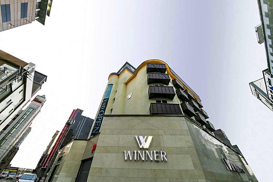 Winner Hotel