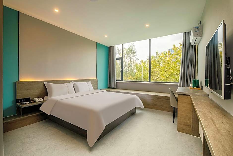 7 Days Inn Weihai High-Speed Railway & Bus Station