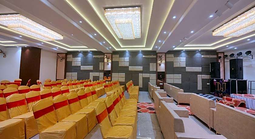 Hotel Ganpati Palace