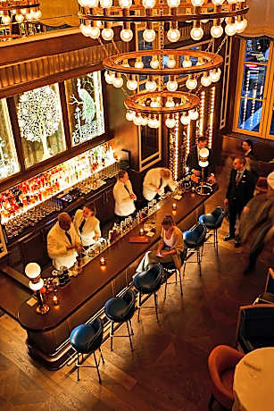 The Fifth Avenue Hotel