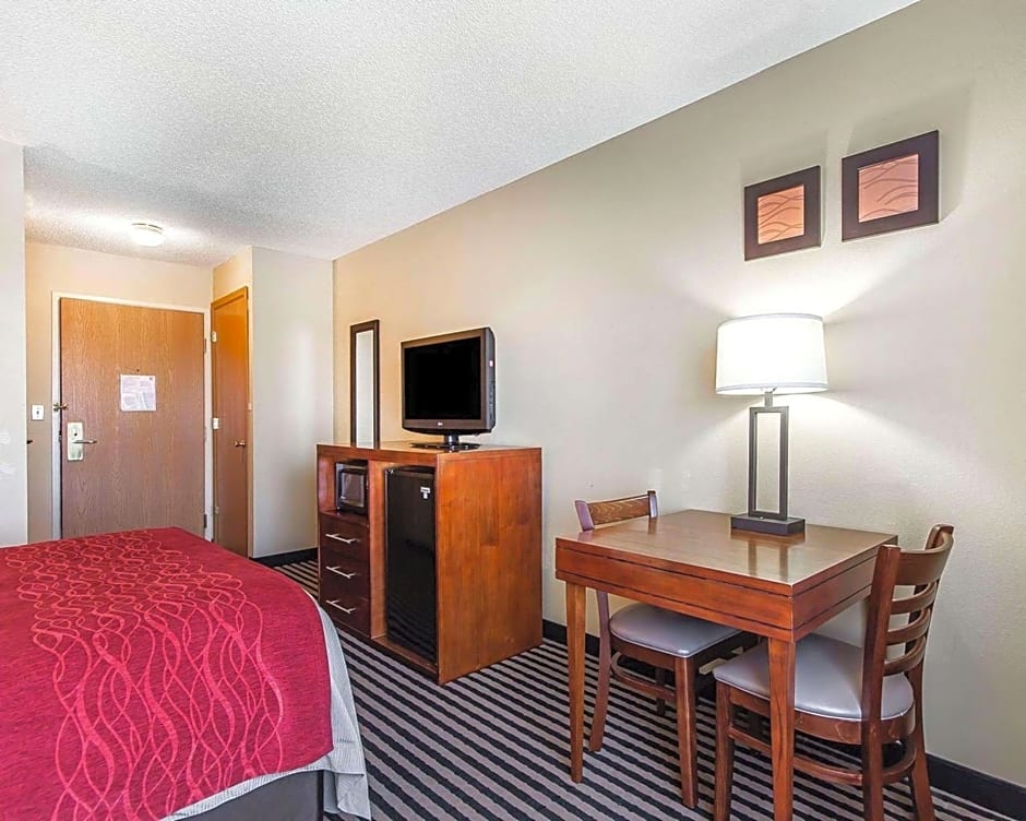 Comfort Inn Owatonna near Medical Center