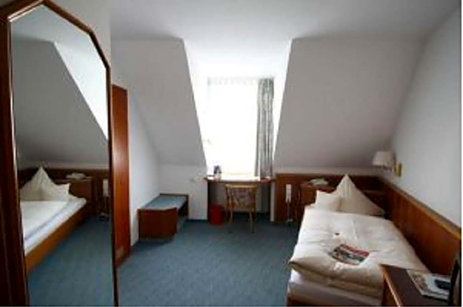 Garni Hotel Maselheimer Hof