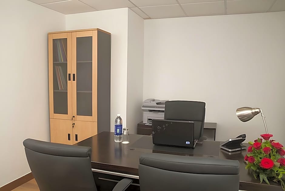 Savoy Suites-Greater Noida