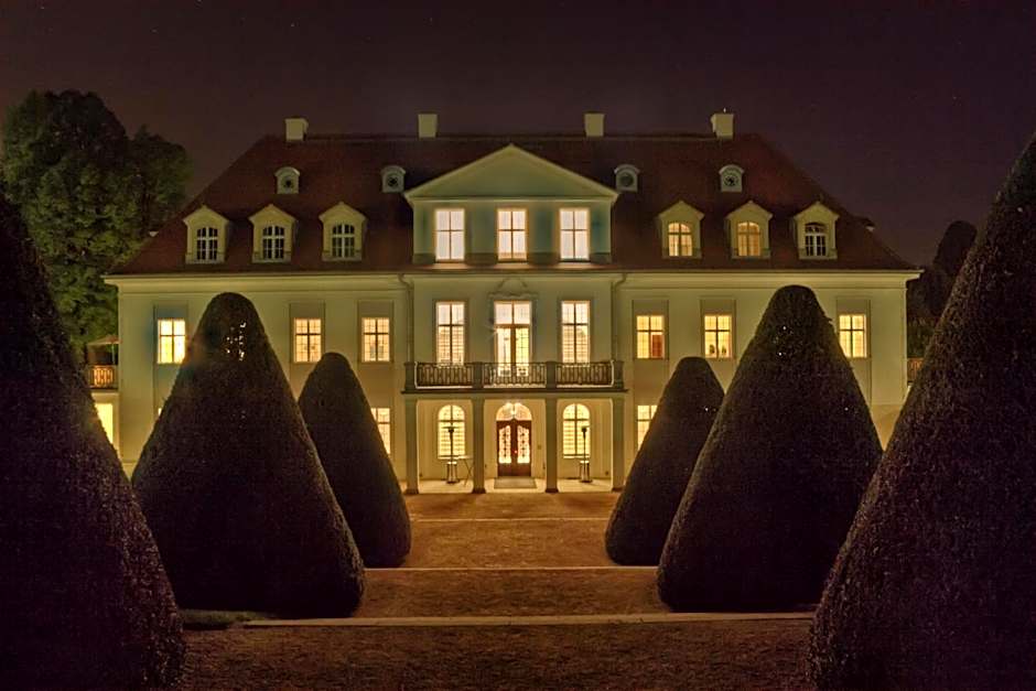 West Hotel an der Sächsischen Weinstrasse
