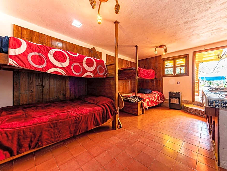 Cabañas Elsa María, Cabañas para Hospedaje con Alberca y Jardín de Eventos