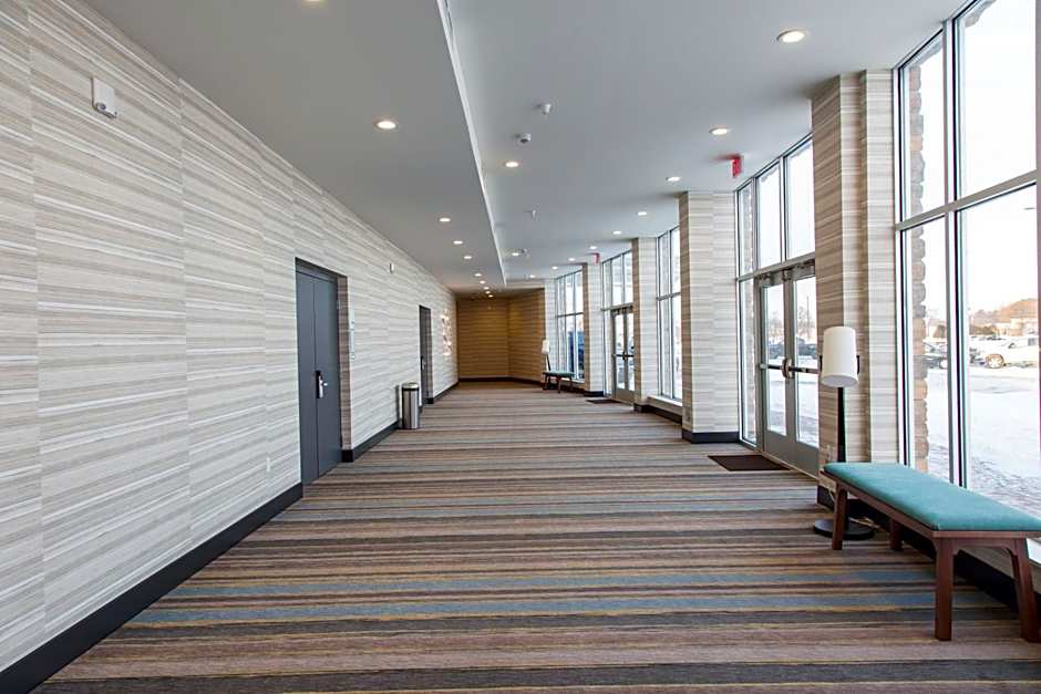 Holiday Inn Hotel & Suites - Mount Pleasant By IHG