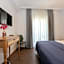 AtaÇesme Otel