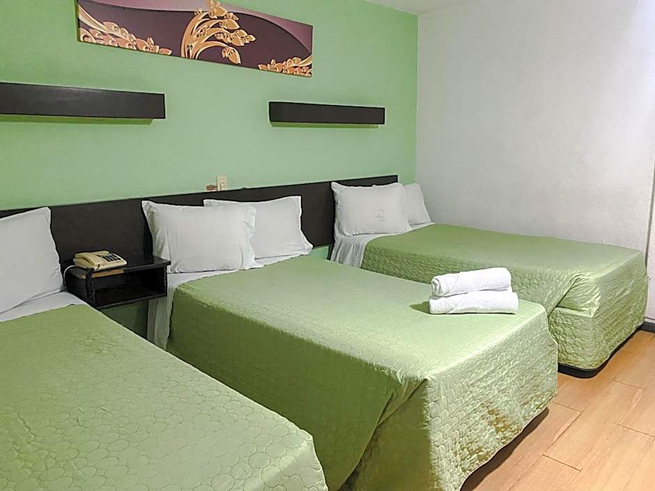 Hotel Trevi