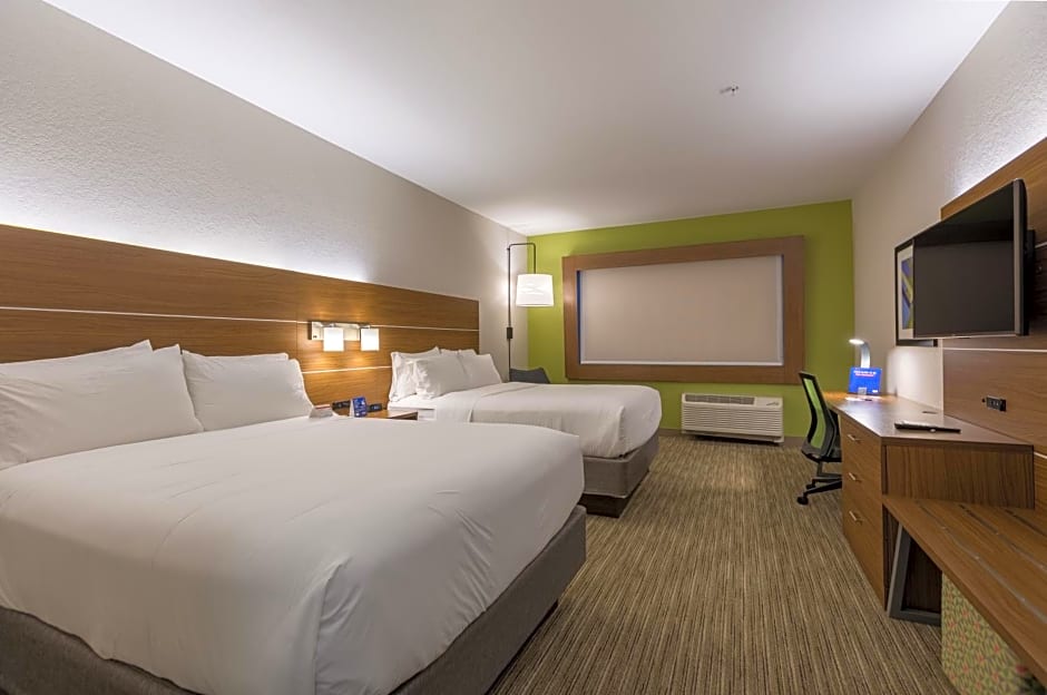 Holiday Inn Express & Suites San Marcos South