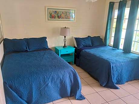 Queen Room with Two Queen Beds and Kitchen