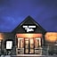 Tailwater Lodge Altmar Tapestry Collection by Hilton