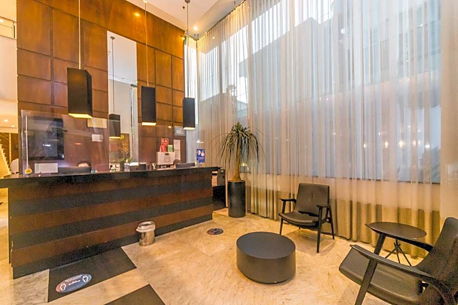 Paraiso Suites by Charlie