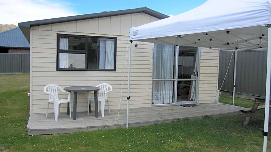 Photo 1 of 5 of Budget 1 Bedroom Bungalow