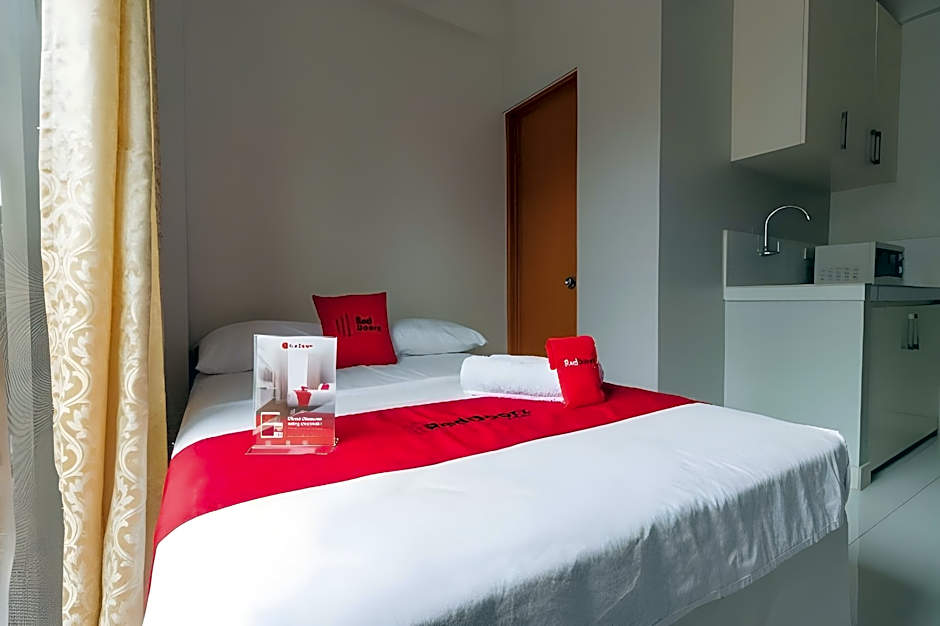 RedDoorz near NAIA Terminal 1