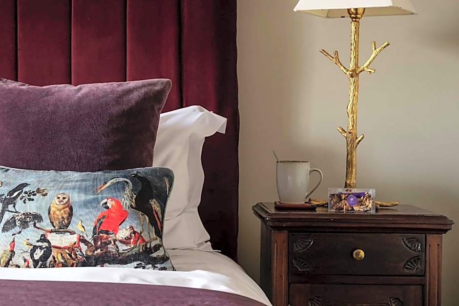 The Oakhill Inn