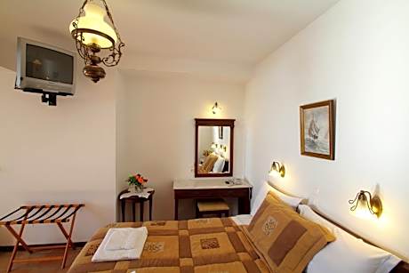 Superior Double Room with Garden View