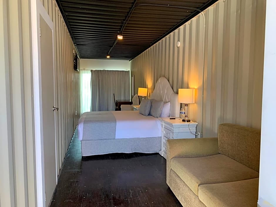 Container Inn