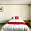 OYO Hotel Hutchinson West 4th Ave