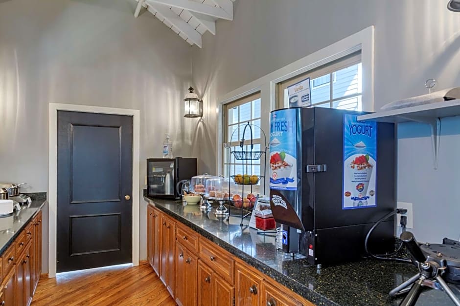 Best Western Plus Como Park – St. Paul, MN