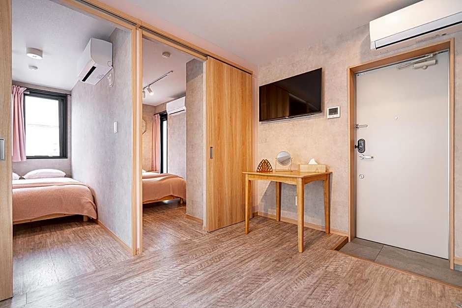 Designed apart ment Yamanote Line Shin-Okubo Sta 3 min walk