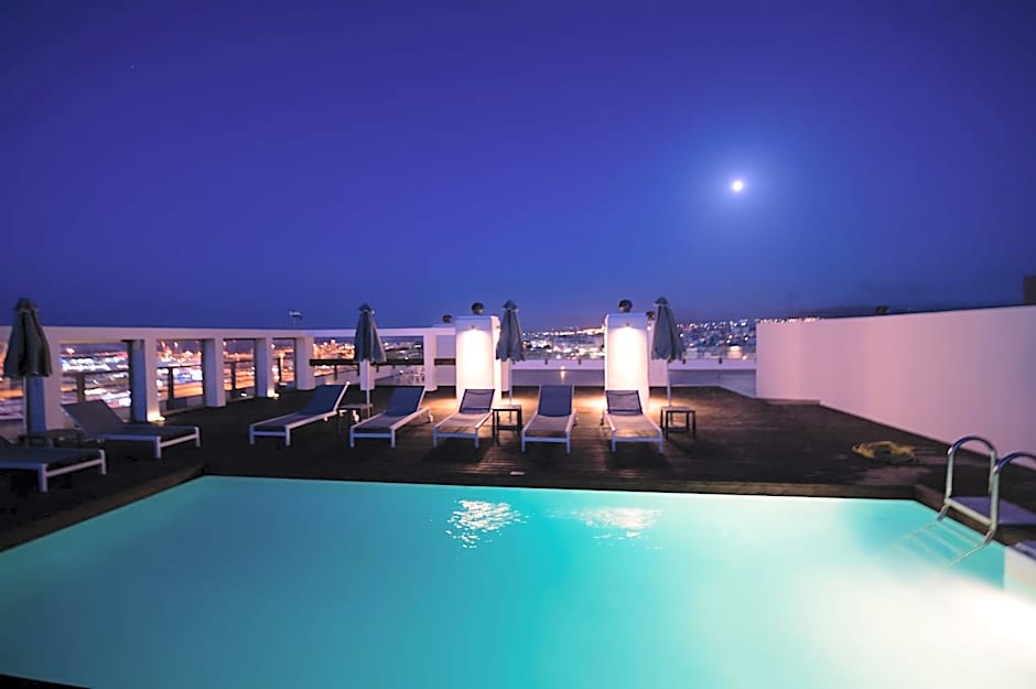 Aquila Atlantis Hotel