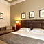 Hotel Embassy