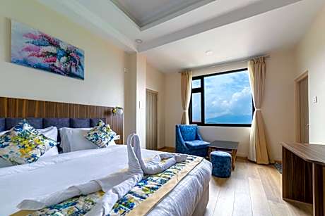 Superior Queen Room
