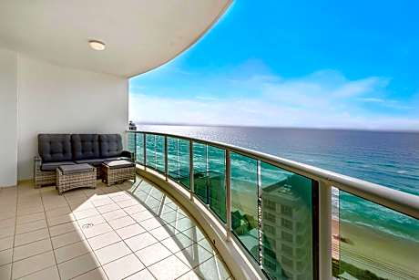 Pacific Views Resort