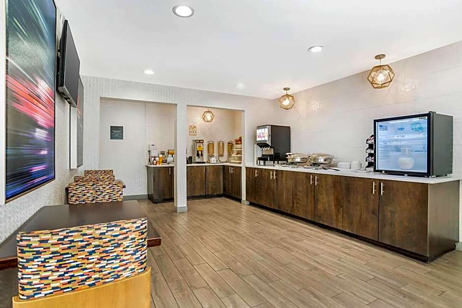 Country Inn & Suites by Radisson, Montgomerty East I-85