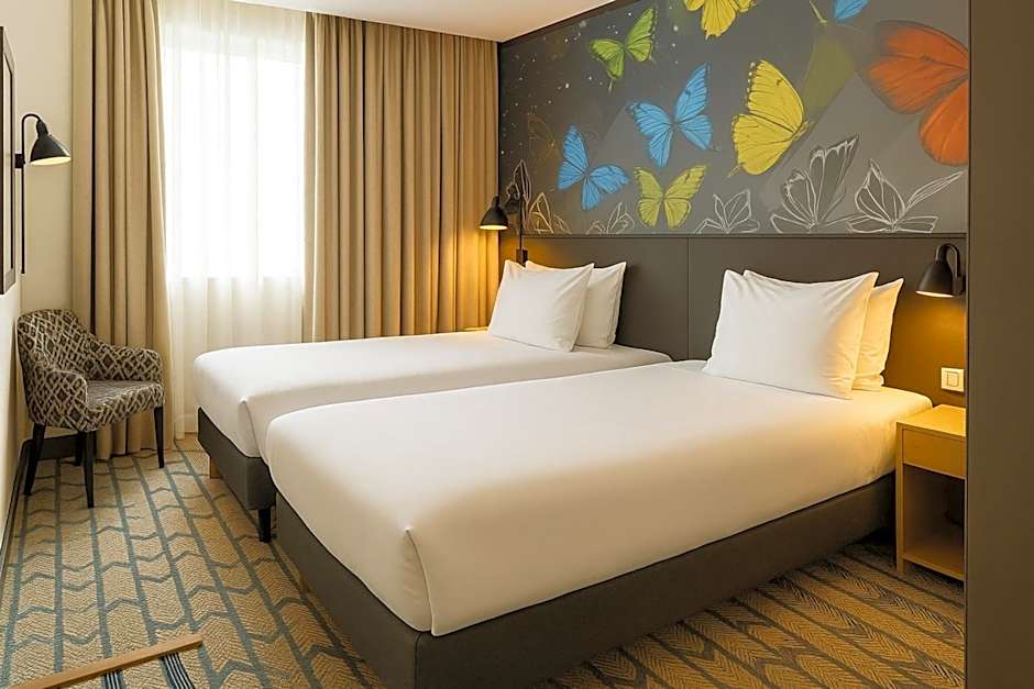 Holiday Inn Salisbury-Stonehenge By IHG