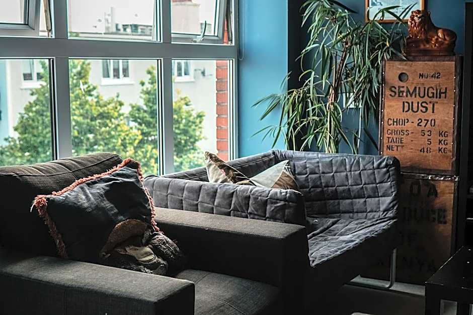 Garden Lane Backpackers