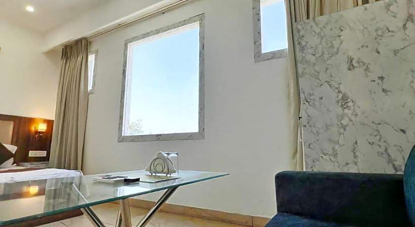 OYO Hotel Kailash Regency