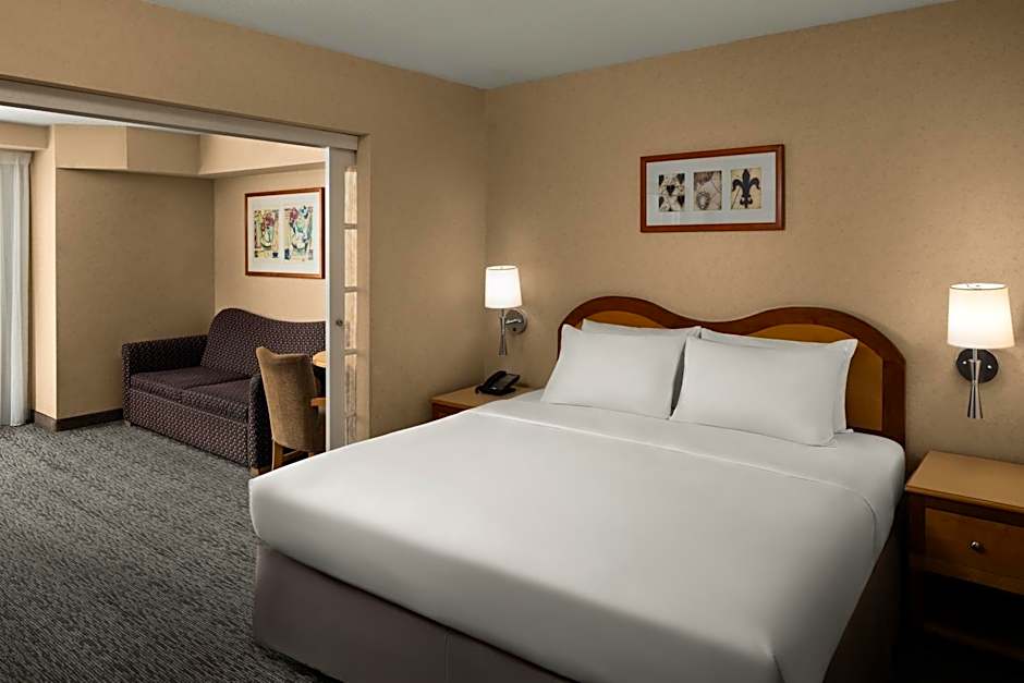 Anaheim Portofino Inn and Suites
