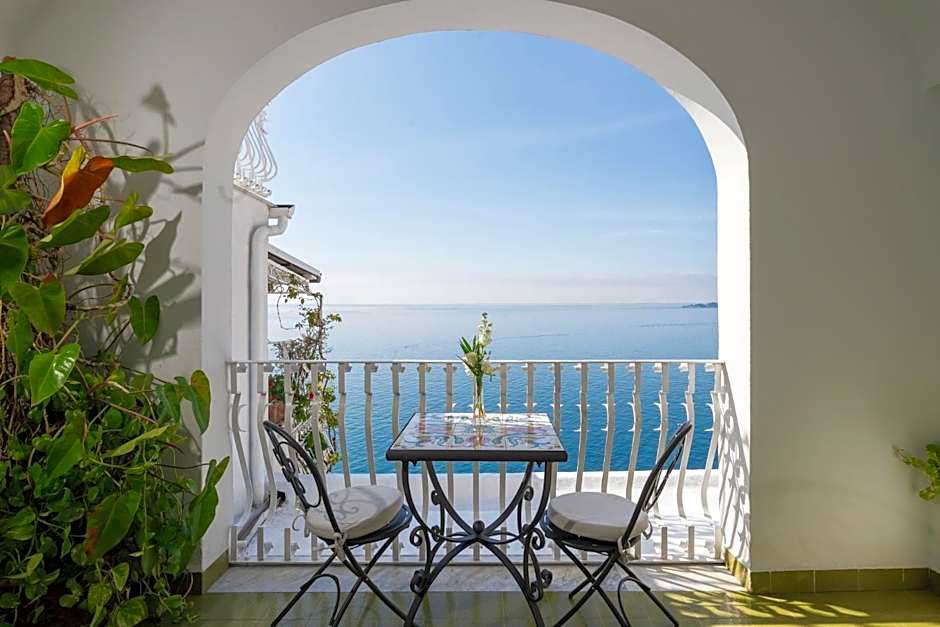 Hotel Eden Roc Suites