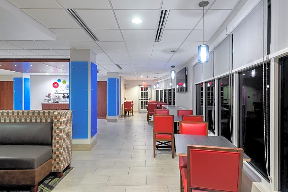 Holiday Inn Express Daphne-Spanish Fort, an IHG Hotel