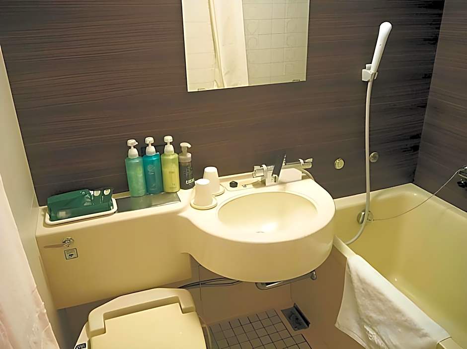 Hotel Route Inn Nagaoka Ekimae