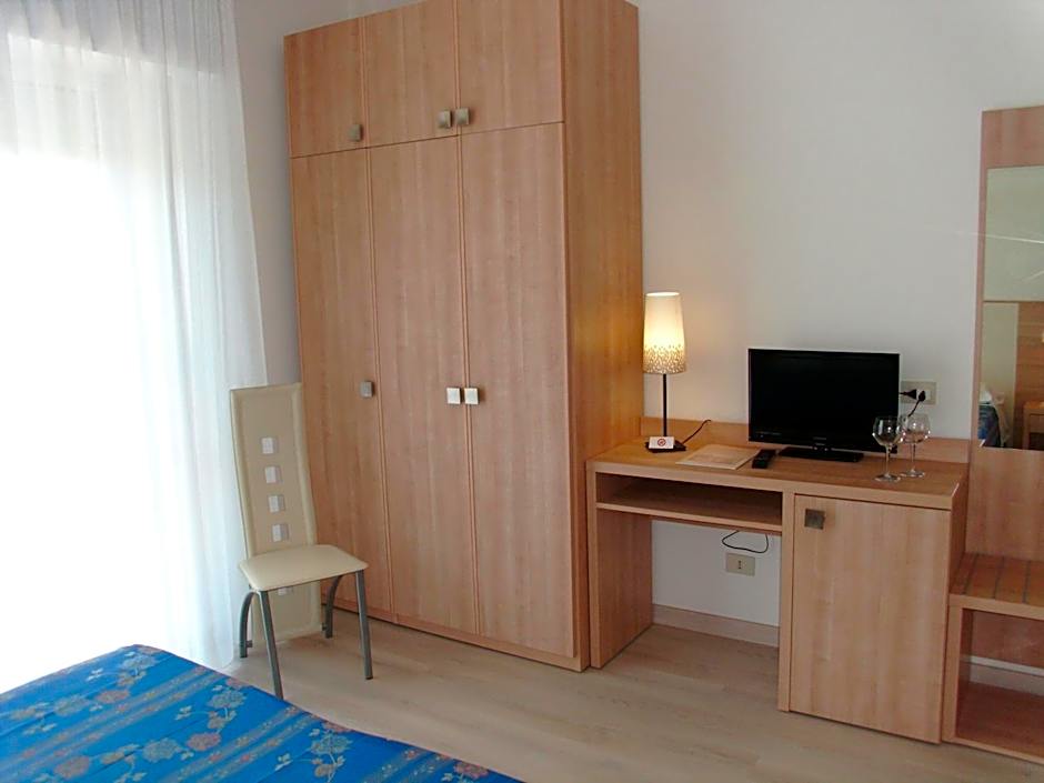 Hotel Sahara